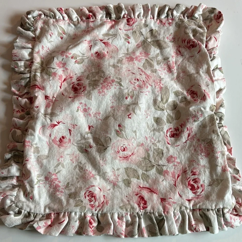 Simply Shabby Chic Pink and Cream Floral Fabric